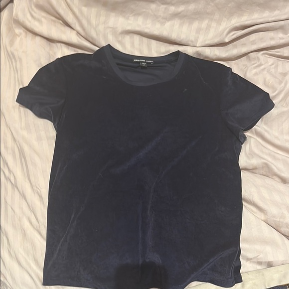 SALE - about to donate 
James Perse Women’s Navy Velvet Top - Picture 1 of 4